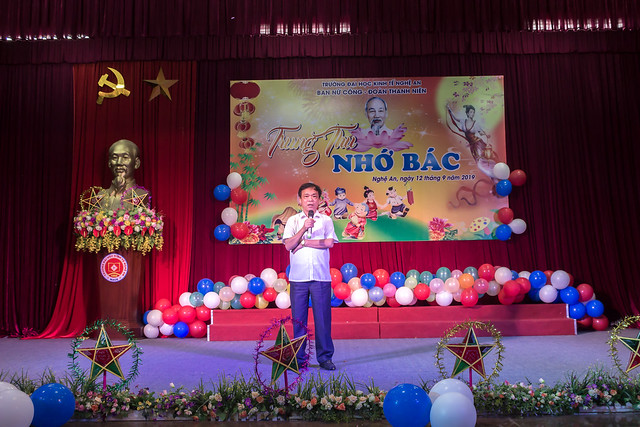 TS Dương Xuân Thao - Bí thư Đảng ủy - Hiệu trưởng nhà trường phát biểu