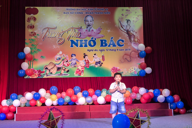 Anh 8_Chup hinh luu niem