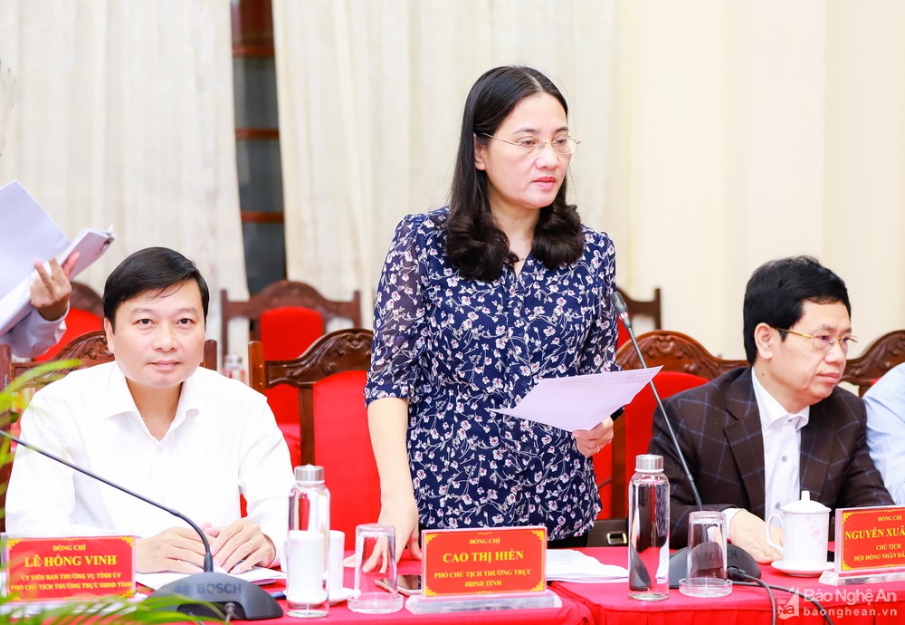 Ban Thường vụ Tỉnh ủy thông qua chủ trương ban hành cơ chế đặc thù cho TP. Vinh, TX. Cửa Lò