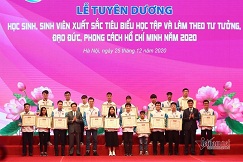 Tuyên dương học sinh, sinh viên xuất sắc trong học tập và làm theo Bác