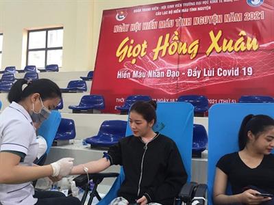 Ngày hội hiến máu “Giọt xuân hồng” năm 2021