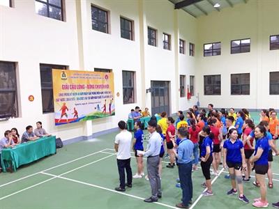 Công đoàn Trường Đại học Kinh tế Nghệ An khai mạc giải cầu lông – Bóng chuyền hơi năm 2021
