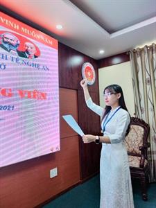 Chi bộ Khoa Cơ sở tổ chức Lễ kết nạp đảng viên