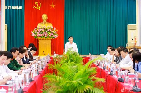 Ban Thường vụ Tỉnh ủy thông qua chủ trương ban hành cơ chế đặc thù cho TP. Vinh, TX. Cửa Lò
