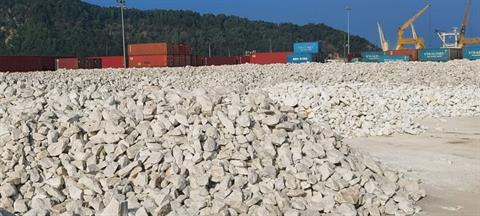 Xuất khẩu đá trắng: Cần cấm xuất thô để mang lại nhiều lợi ích cho quốc gia