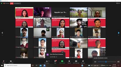 Sinh viên trường Đại học Kinh tế Nghệ An giành được nhiều giải thưởng trong một số khóa đào tạo của VOHUN