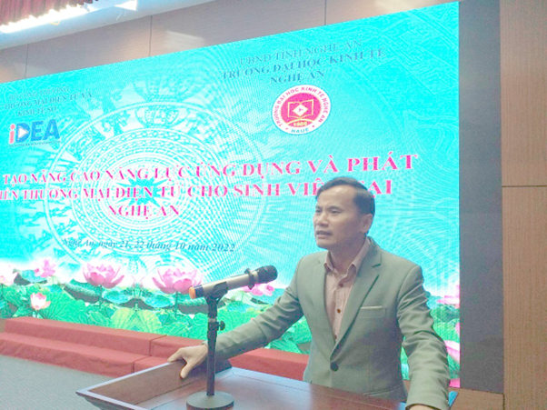 Đào tạo nâng cao năng lực ứng dụng và phát triển thương mại điện tử cho sinh viên tại Nghệ An