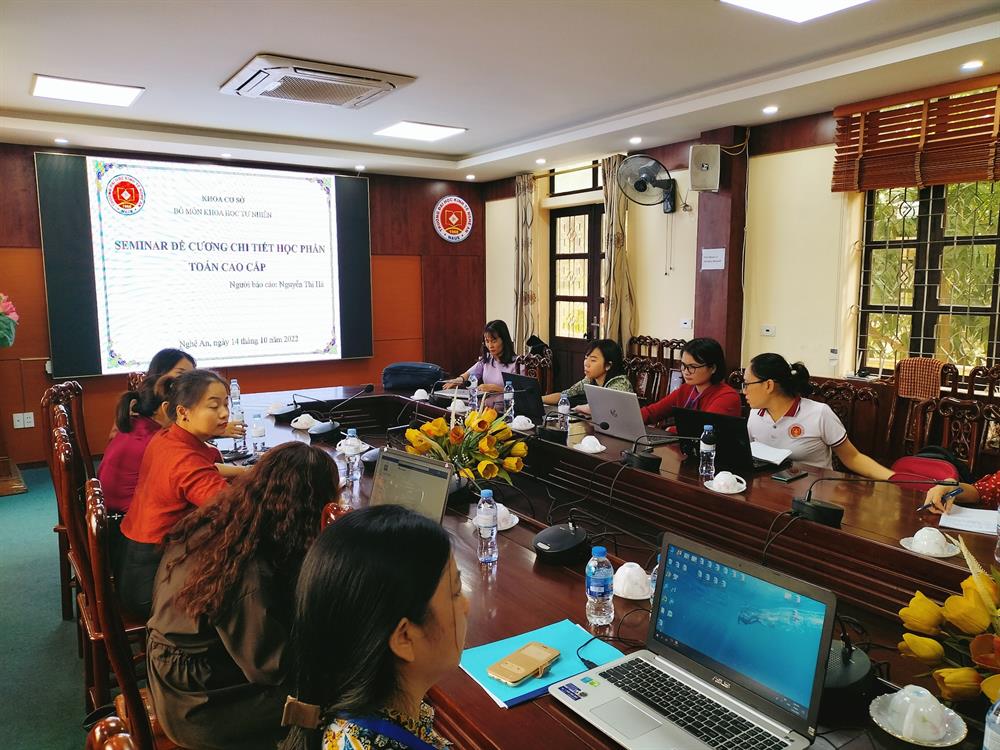 Semina bộ môn Khoa học tự nhiên tháng 10 năm 2022