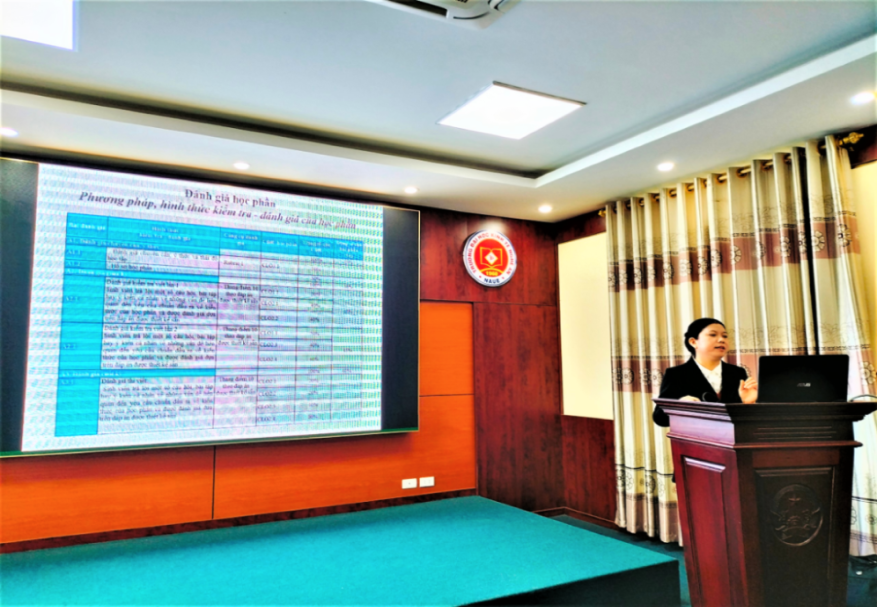 Semina bộ môn Khoa học tự nhiên “Rà soát, hoàn thiện đề cương chi tiết học phần Toán cho các nhà kinh tế”