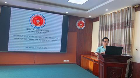Sinh hoạt học thuật với chủ đề: Trao đổi những hiểu biết về toàn cầu hóa trong giảng dạy các môn Lý luận Chính trị.