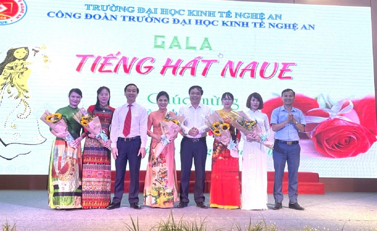 Tưng bừng giao lưu chào mừng ngày Phụ nữ Việt Nam 20/10/2022