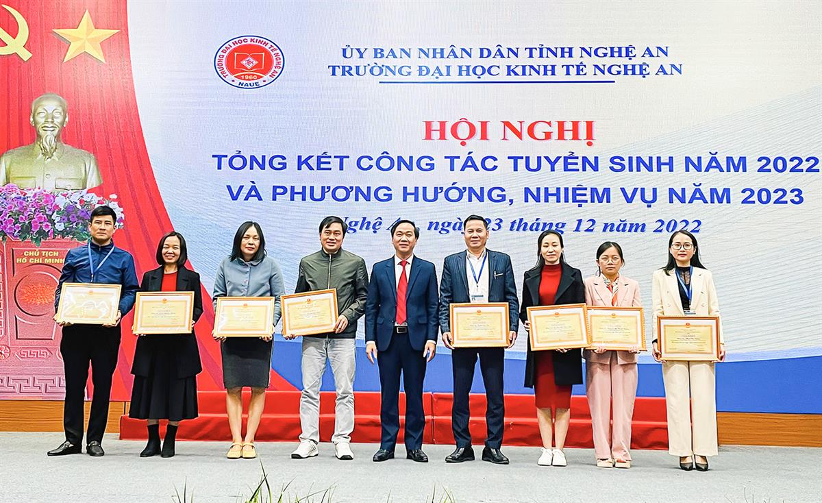 Hội nghị tổng kết công tác tuyển sinh năm 2022