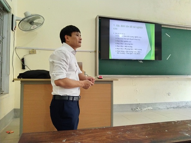 Seminar: Phương pháp nghiên cứu và công bố khoa học