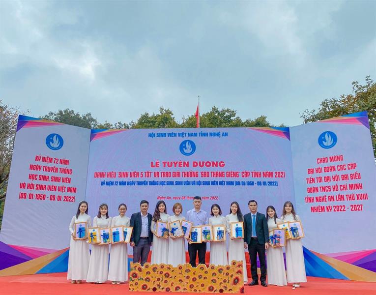 Các hoạt động chào mừng kỷ niệm 72 năm ngày truyền thống HSSV và Hội sinh viên Việt Nam (9/1/1950 – 9/1/2022)
