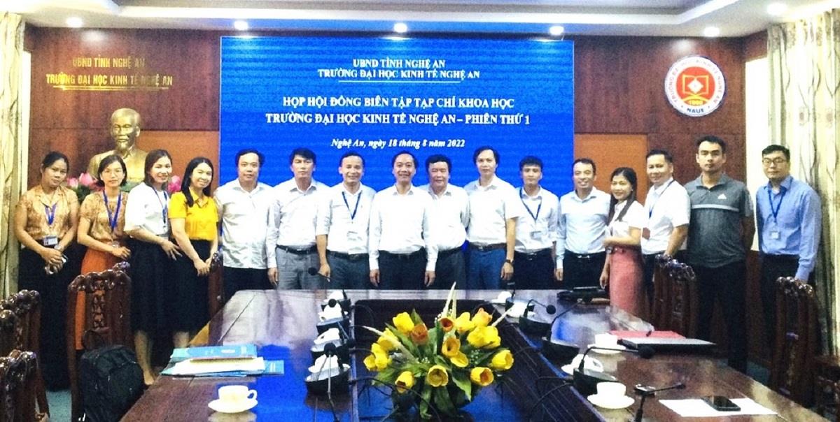 Hội đồng Biên tập “Tạp chí Khoa học, Trường Đại học Kinh tế Nghệ An” – Họp phiên thứ nhất năm học 2022 – 2023