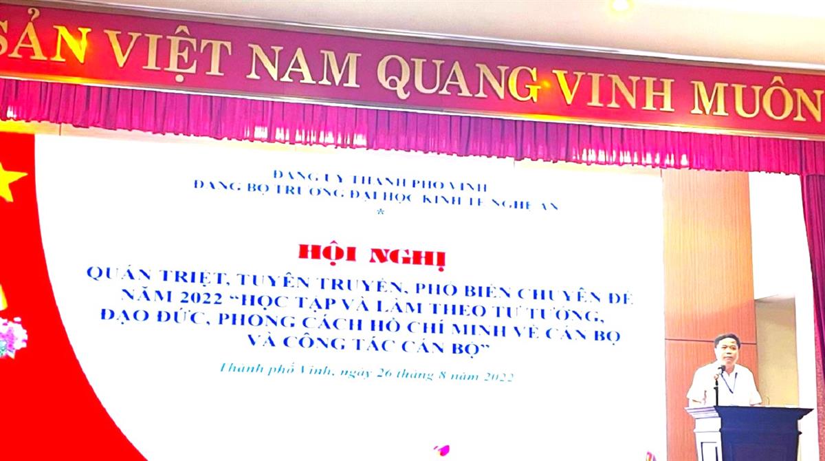 Hội nghị quán triệt, tuyên truyền, phổ biến chuyên đề năm 2022 “Học tập và làm theo tư tưởng, đạo đức, phong cách Hồ Chí Minh về cán bộ và công tác cán bộ”