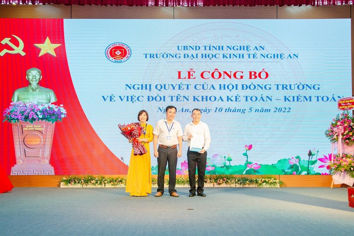 Lễ Công bố Nghị quyết của Hội đồng Trường Đại học Kinh tế Nghệ An về đổi tên khoa Kế toán – Kiểm toán