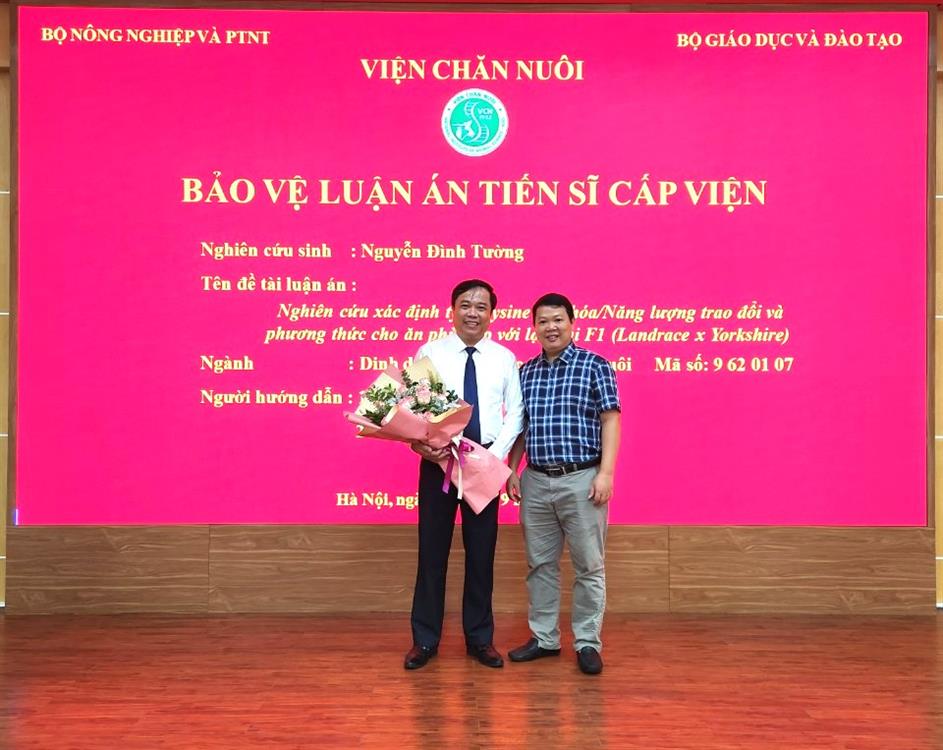 Khoa cơ sở chúc mừng NCS Nguyễn Đình Tường đã bảo vệ thành công luận án Tiến sỹ