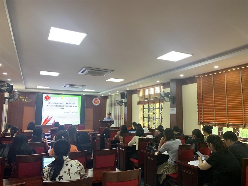 Serminar “Hoàn thiện Mục tiêu và chuẩn đầu ra của chương trình đào tạo chuyên ngành Kế toán”