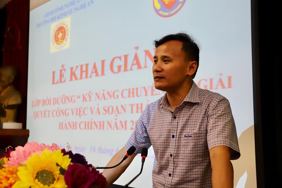 Tổ chức thành công lớp bồi dưỡng ” Kỹ năng giải quyết công việc và soạn thảo văn bản”