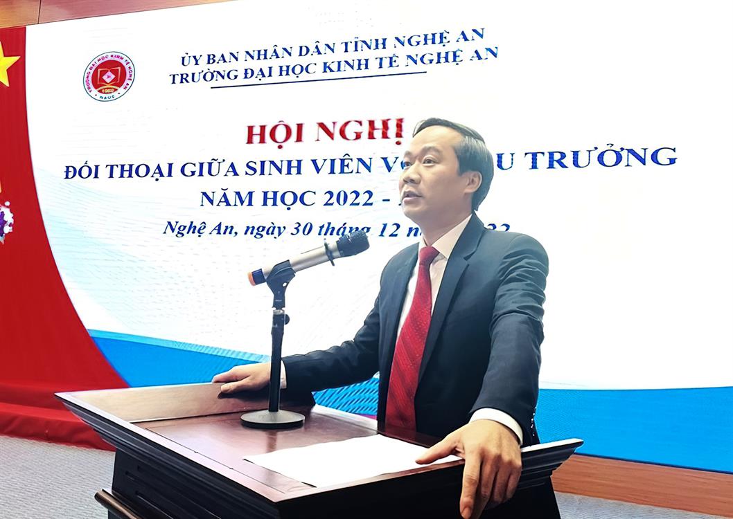 Hội nghị Đối thoại giữa Ban Giám hiệu với sinh viên năm học 2022 – 2023