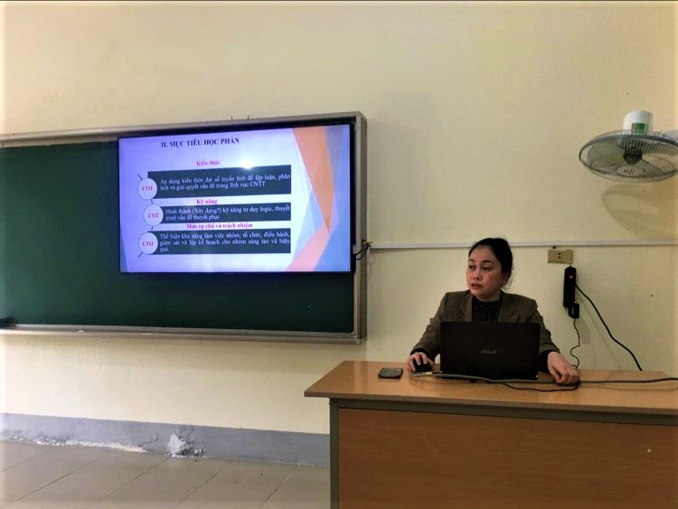 Seminar bộ môn KHTN với chủ đề: “Rà soát, hoàn thiện đề cương chi tiết học phần Đại số tuyến tính”