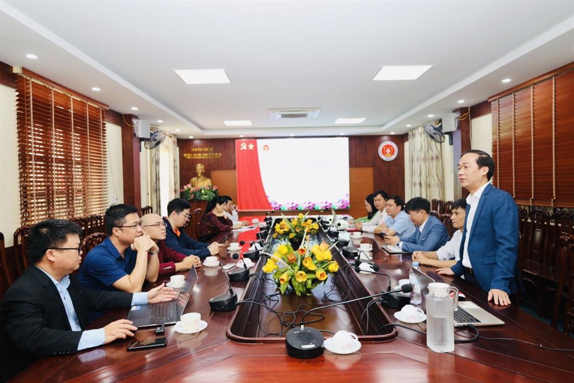 Công ty FPT Software Miền Trung thăm, làm việc với Trường Đại học Kinh tế Nghệ An và Khoa Công nghệ Thông tin.