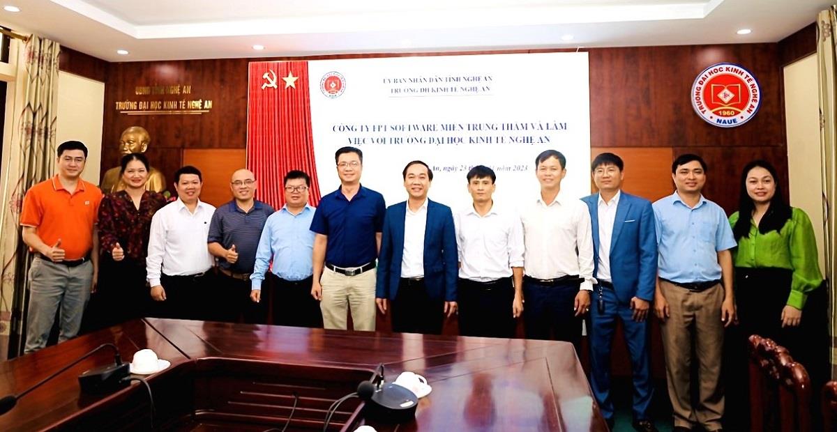 Công ty FPT Software Miền Trung thăm và làm việc với Trường Đại học Kinh tế Nghệ An