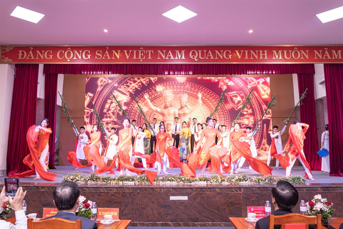 On the Issuance of Quality Objectives for the Nghe An University of Economics for the 2023–2024 Academic Year