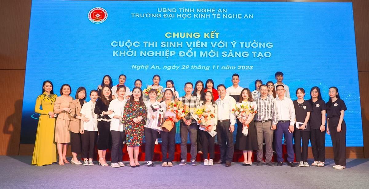Sinh viên Kế toán giành giải cao trong cuộc thi “sinh viên với ý tưởng khởi nghiệp đổi mới sáng tạo NAUE năm 2023”