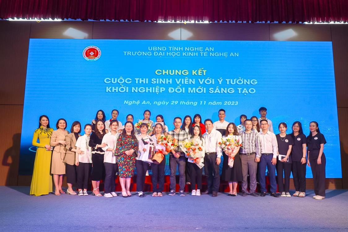 Sinh viên khoa Kế toán – Kiểm toán giành giải thưởng cao với ý tưởng khởi nghiệp đổi mới sáng tạo năm 2023