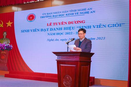 Trường Đại học Kinh tế Nghệ An tổ chức Hội nghị đối thoại dân chủ giữa sinh viên với Hiệu trưởng Nhà trường năm 2023