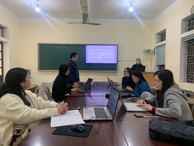Bộ môn KHTN Seminar với chủ đề: “Hoàn thiện nội dung giảng dạy, kế hoạch kiểm tra đánh giá (cốt lõi, không cốt lõi) HP Lý thuyết xác suất và thống kê toán áp dụng cho K9”