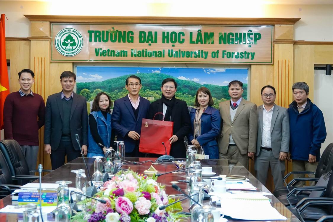 Cơ hội việc làm cho ngành lâm học