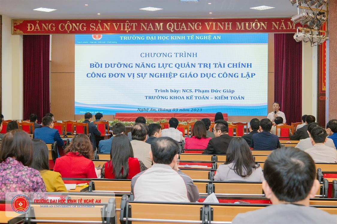 Khoa Kế toán – Kiểm toán giảng dạy khóa bồi dưỡng năng lực quản trị tài chính cho các đơn vị sự nghiệp công lập