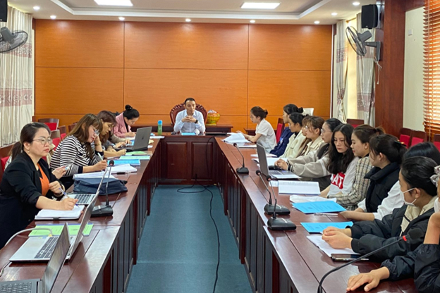 Trường Đại học Kinh tế Nghệ An tổ chức đánh giá thuyết minh đề tài sinh viên nghiên cứu khoa học cấp trường năm 2023