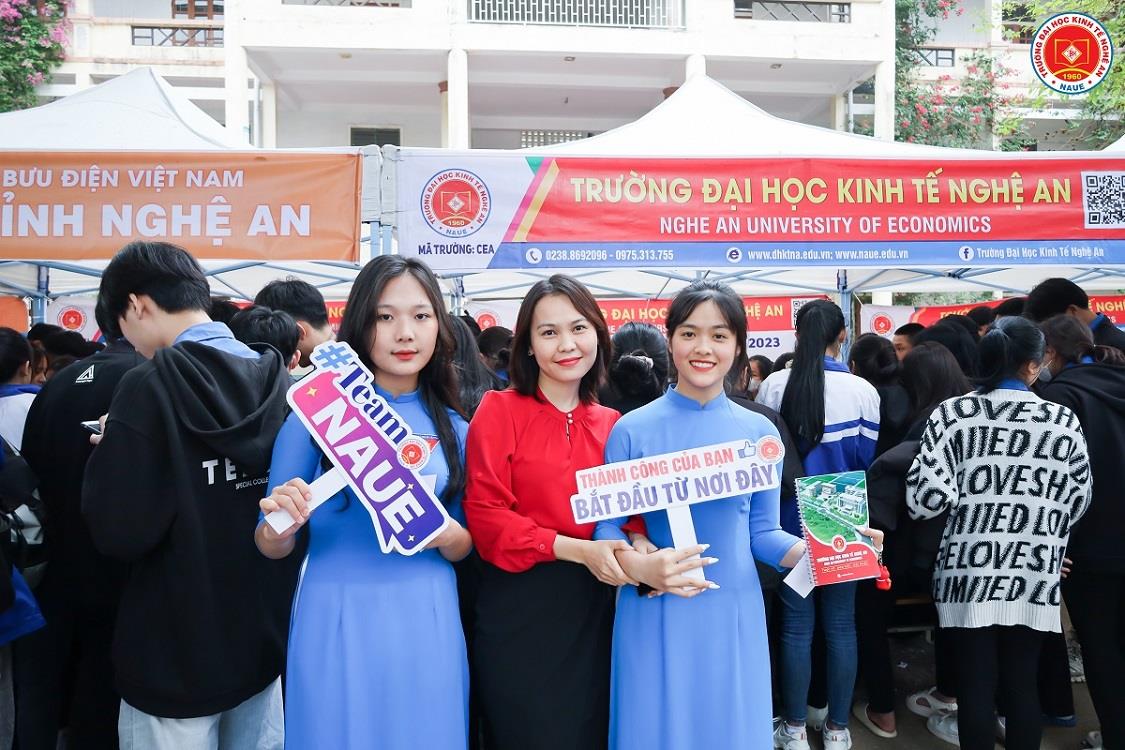 Xét tuyển học bạ để “chắc suất” vào ngành học và trường đại học yêu thích!