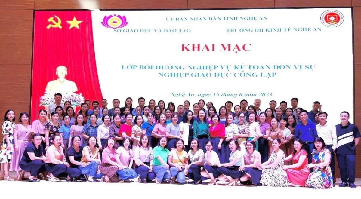Khoa Kế toán – Kiểm toán giảng dạy khóa bồi dưỡng “Nghiệp vụ kế toán đơn vị sự nghiệp giáo dục công lập”