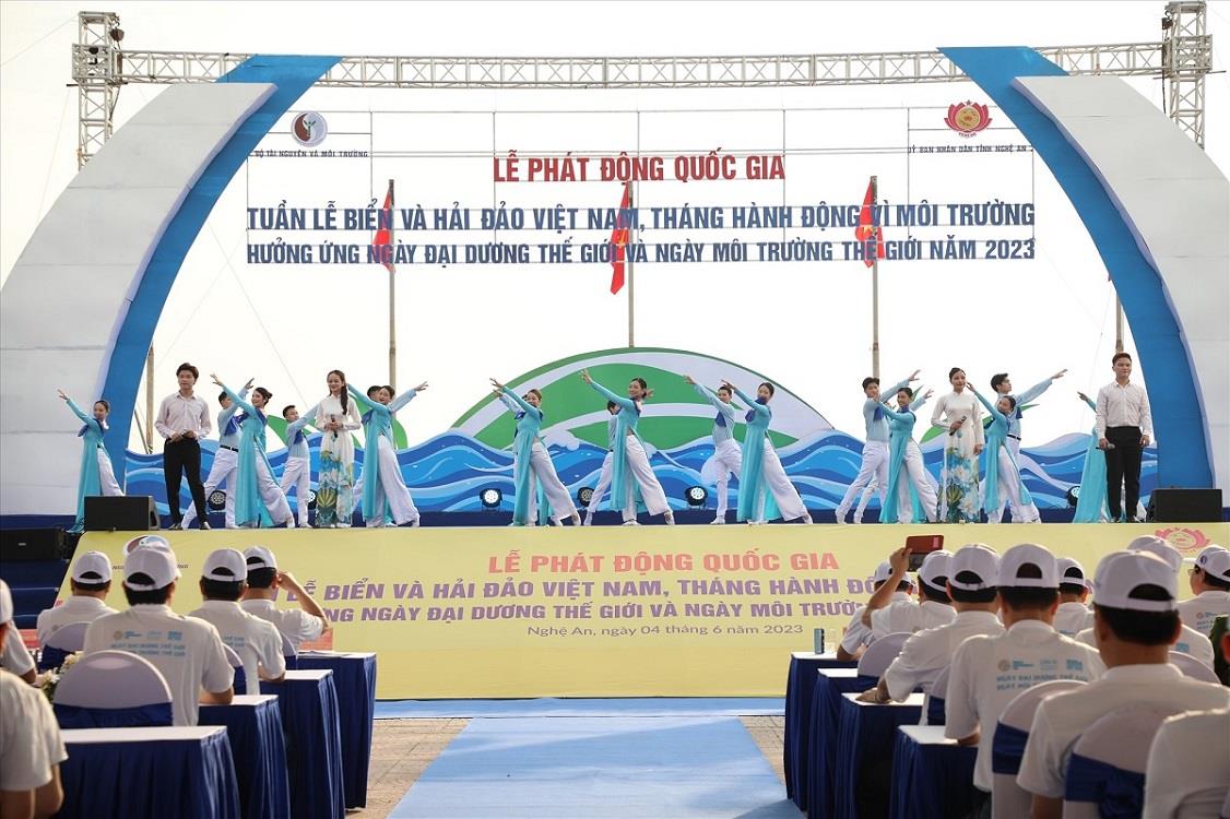 SV NAUE hưởng ứng Ngày Môi trường thế giới, Ngày Đại dương thế giới