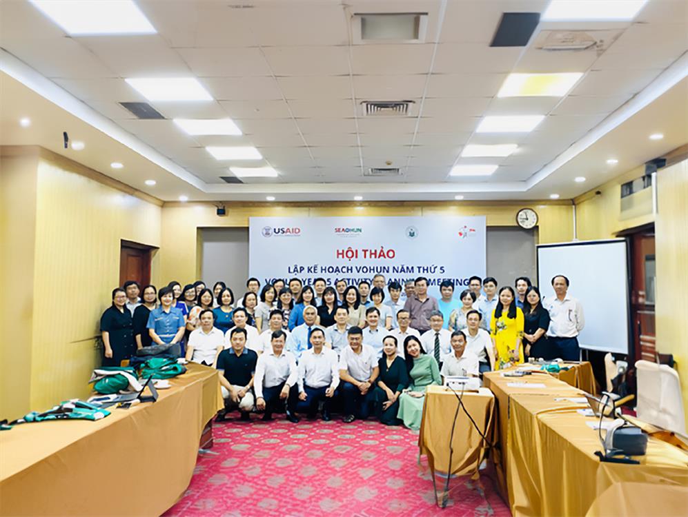 Đại diện Trường Đại học Kinh tế Nghệ An Hội thảo quốc tế về kế hoạch phát triển bền vững Mạng lưới Vohun – Thách thức & giải pháp