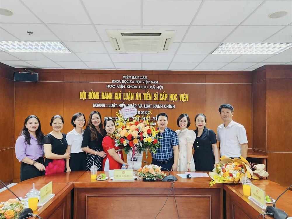 Nghiên cứu sinh Dương Thị Hải Yến – Giảng viên Khoa Cơ sở, Trường Đại học Kinh tế Nghệ An bảo vệ thành công Luận án Tiến sĩ