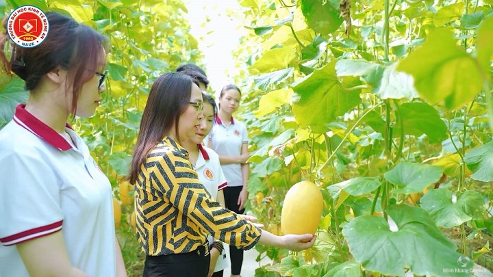 Nông nghiệp công nghệ cao – Ngành “Hot” mở ra kỷ nguyên mới, xa rồi tư duy nghề “chân lấm, tay bùn”