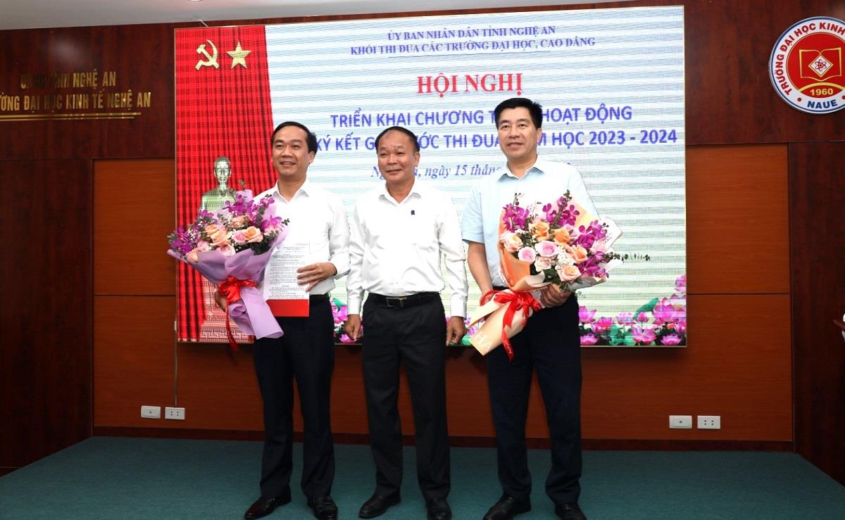 Hội nghị Ký kết giao ước và triển khai chương trình hoạt động của Khối thi đua các trường Đại học, Cao đẳng tỉnh Nghệ An năm học 2023 – 2024