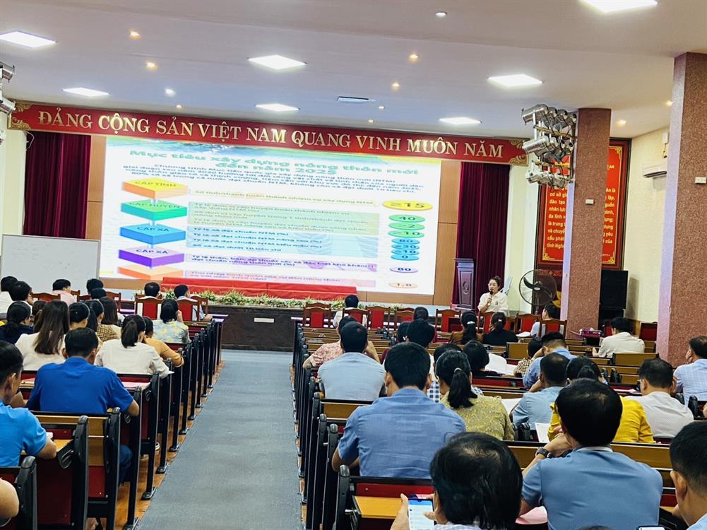 Lớp tập huấn bồi dưỡng kiến thức cho cán bộ, công chức cấp xã về lĩnh vực Nông nghiệp và Nông thôn mới năm 2023 thành công tốt đẹp