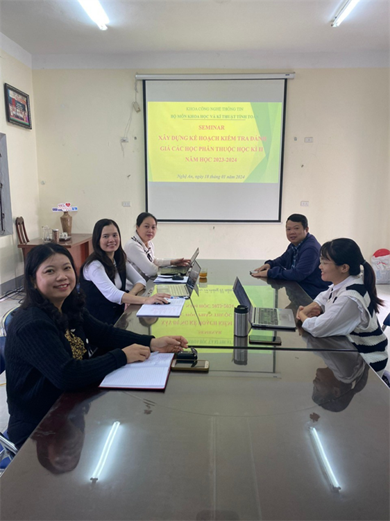 Bộ môn KH&KTTT seminar: Xây dựng kế hoạch kiểm tra đánh gia các học phần học kỳ 2 năm học 2023-2024.