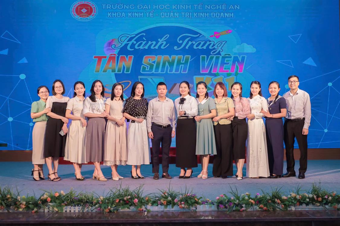 Chương trình “Hành trang tân sinh viên Khoa Kinh tế – Quản trị kinh doanh”