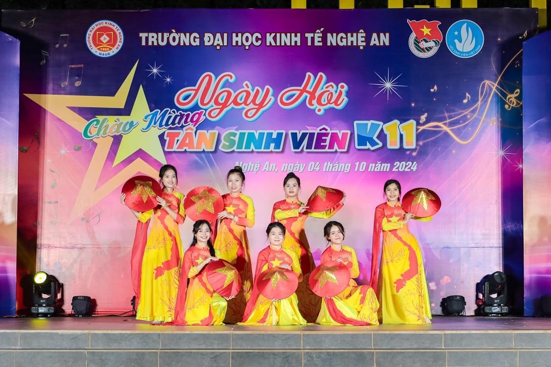 Đêm gala chào đón tân sinh viên K2024