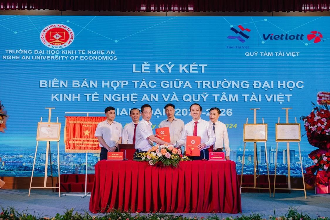 Trường Đại học Kinh tế Nghệ An (NAUE) và Quỹ Tâm Tài Việt ký kết hợp tác chiến lược