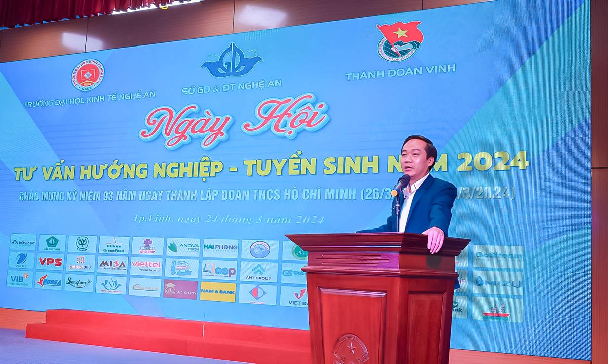 Ngày hội “Tư vấn hướng nghiệp tuyển sinh” lớn nhất năm 2024 tại Trường Đại học Kinh tế Nghệ An