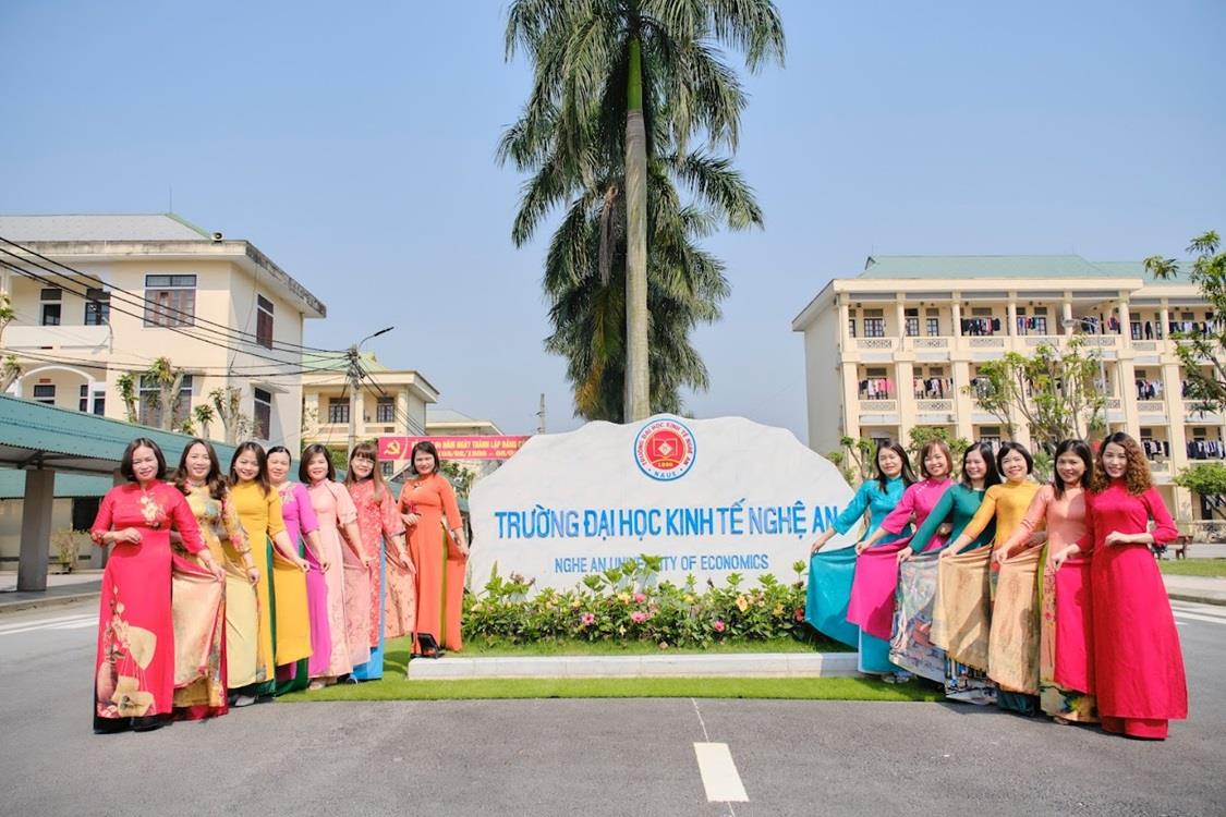 Phòng Tổ chức Hành chính với các hoạt động chào mừng ngày Ngày Quốc tế Phụ nữ 8/3